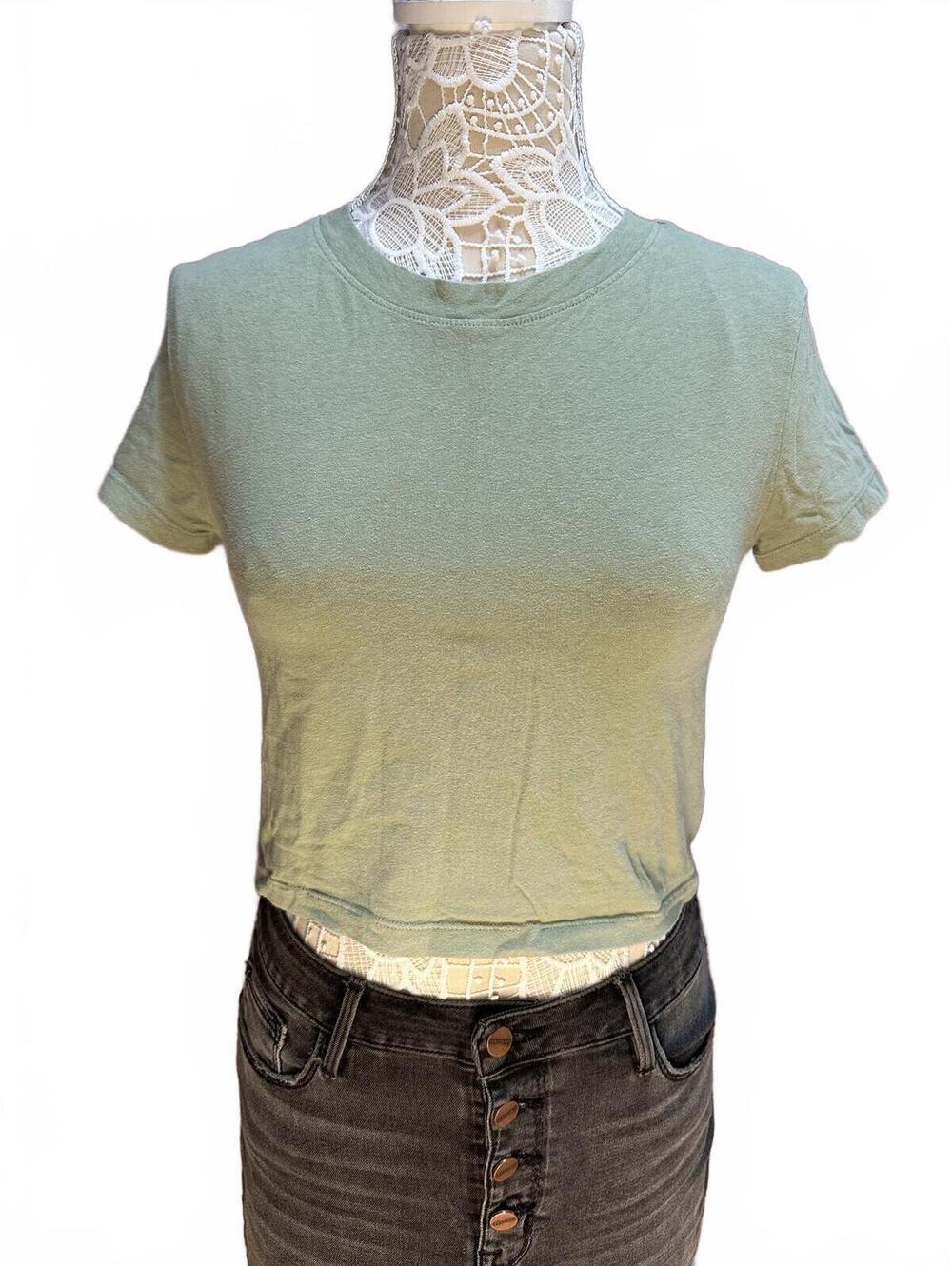 Divided Green Cropped Tee